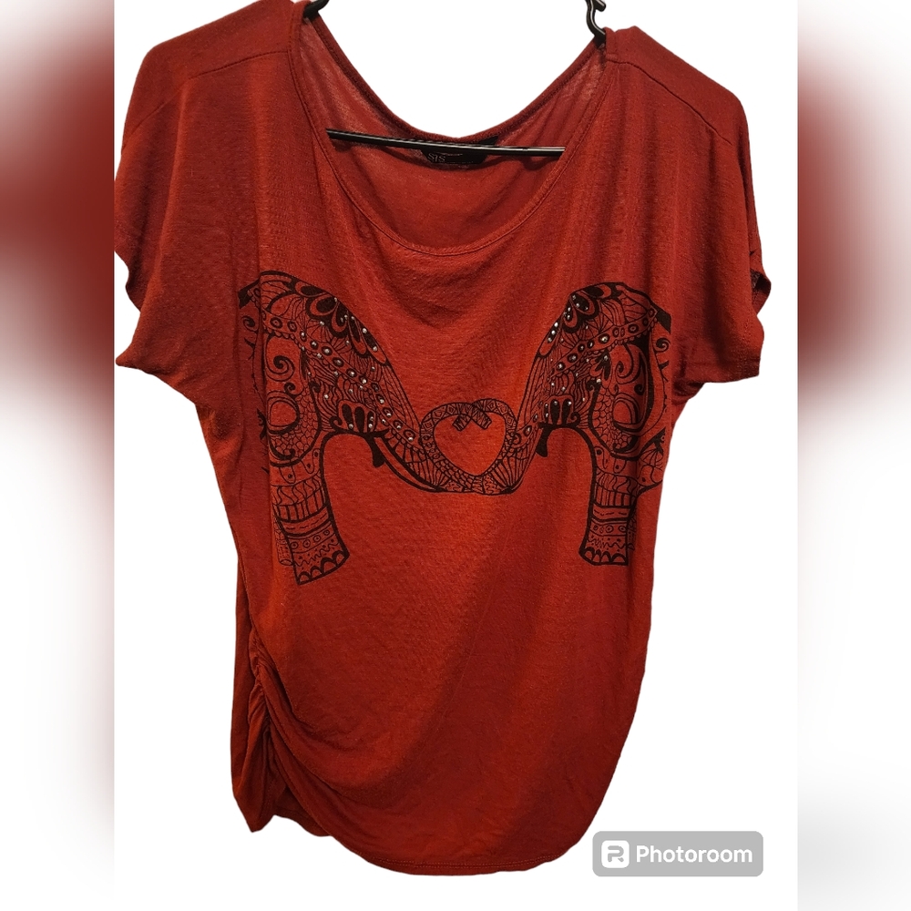 💕Beautiful Burnt Orange Tee, Elephant Embellished
